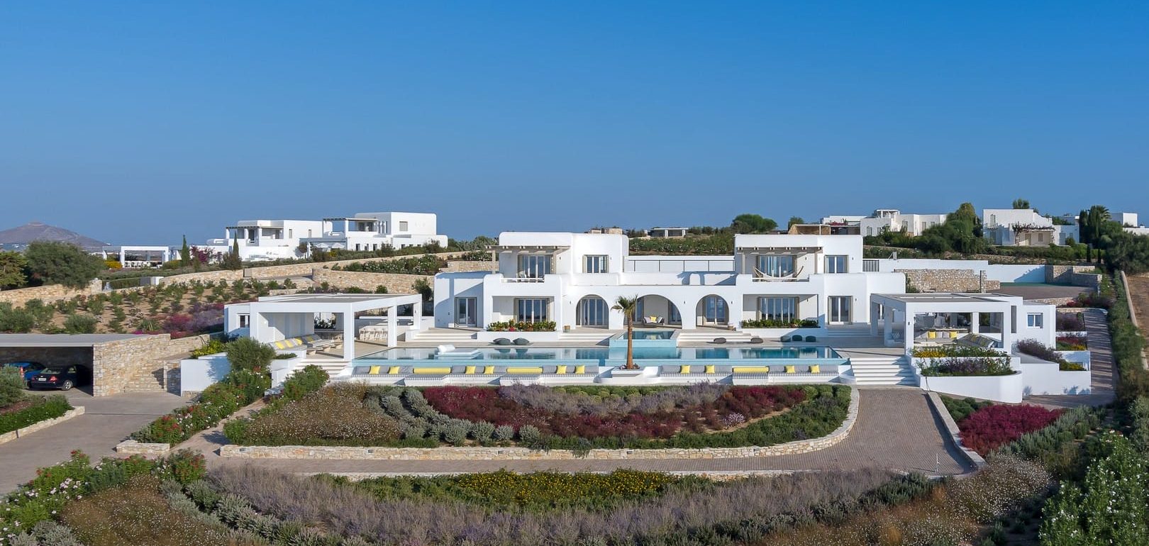 Villa Dynasty in Paros